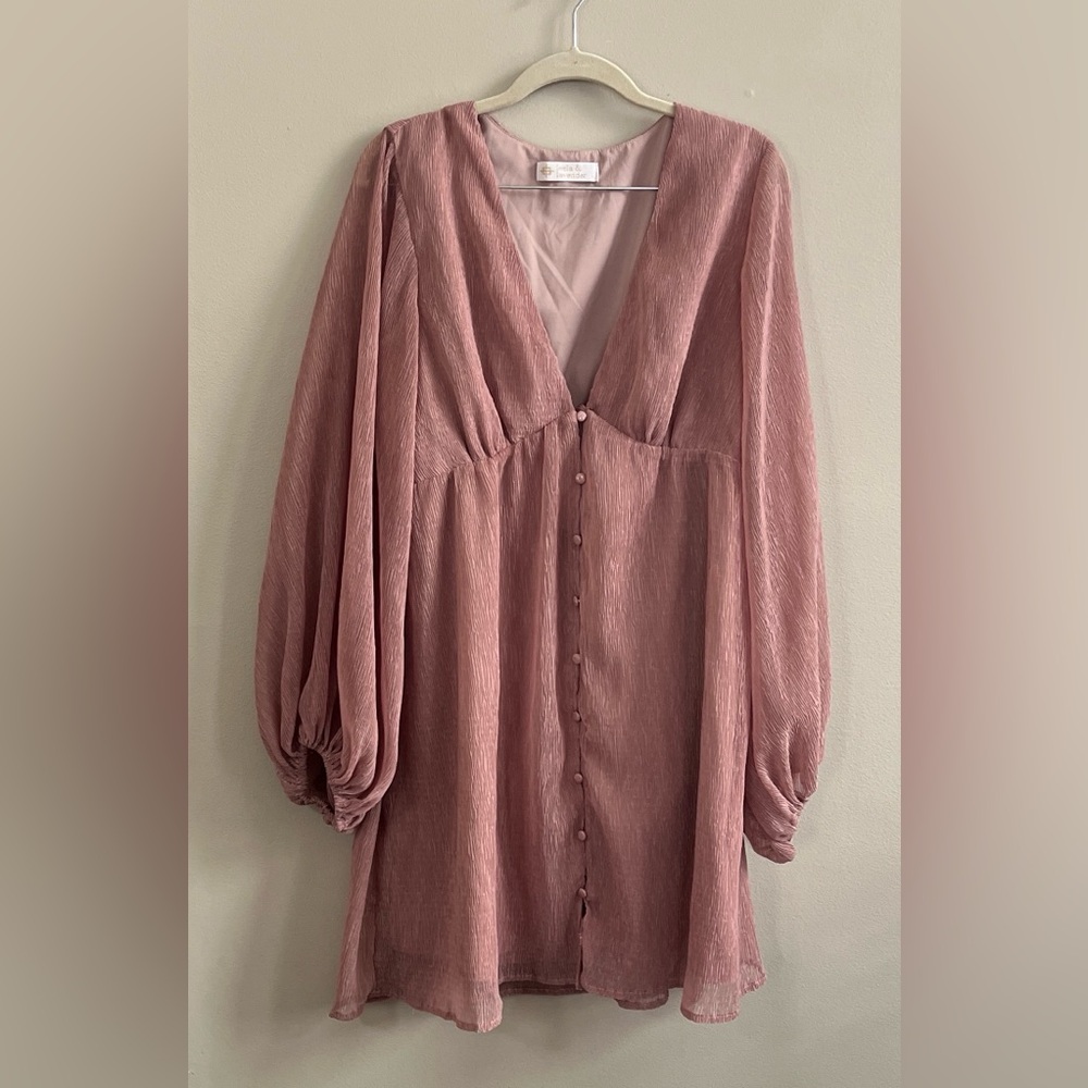 Leela and Lavender mauve gauze mini v neck dress size large